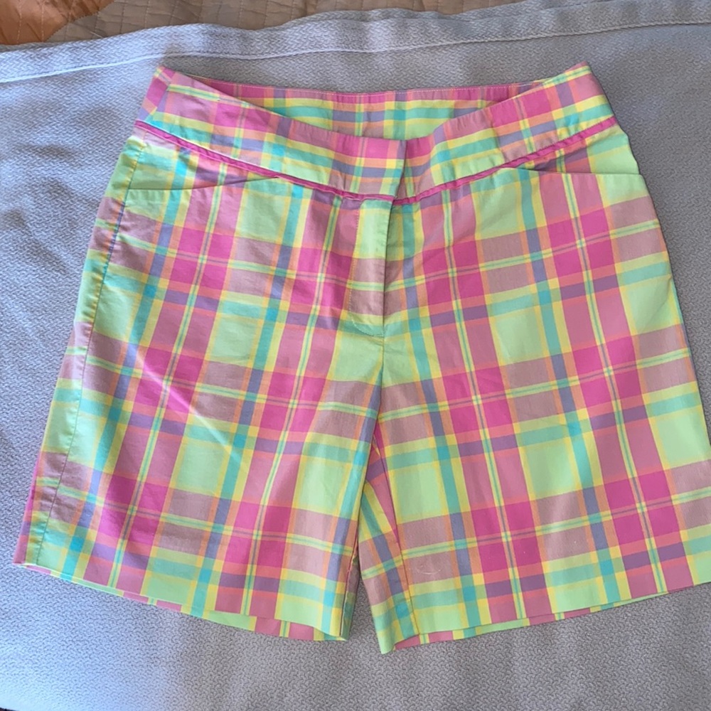 Lilly Pulitzer Women’s Shorts Size 4-EUC